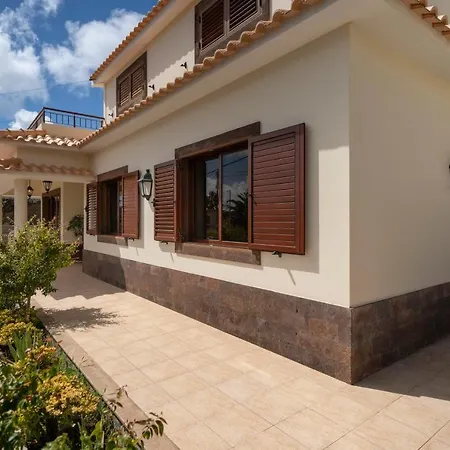 Areal - By An Island