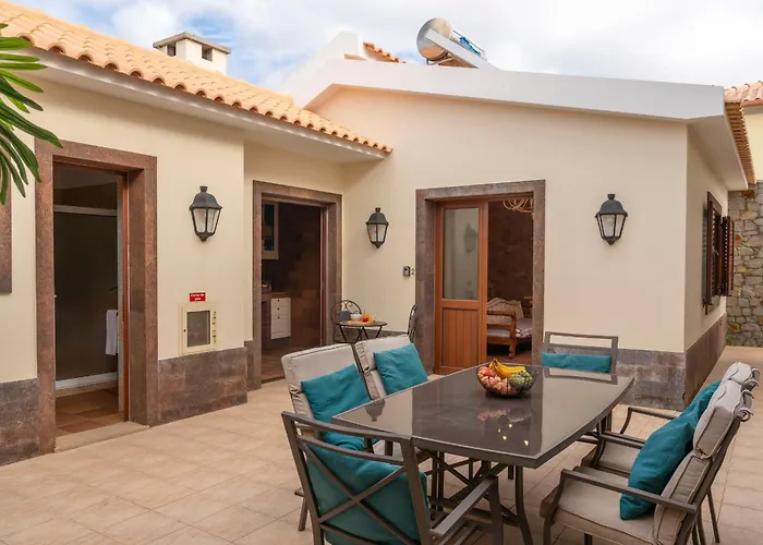 Areal - By An Island Ferienhaus Porto Santo